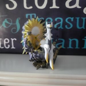 Pokémon - Alpha - Arceus -